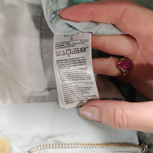 Gap for Good Womens Size 6 Girlfriend Khaki Pale Blue Leg Stripe NWT Casual - Picture 7 of 8